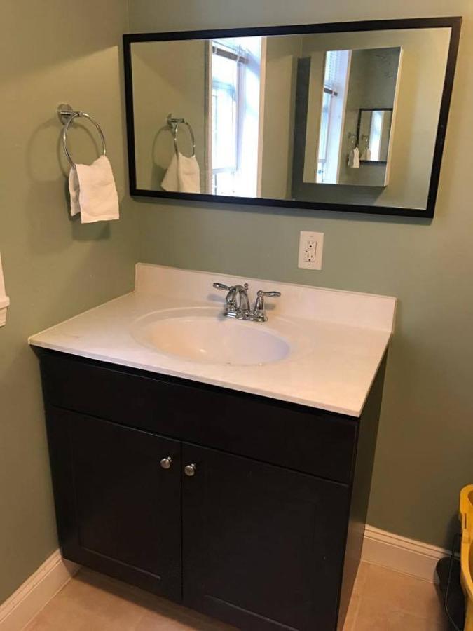 102 Private Room-double Twin Bed In Cohi Dc!