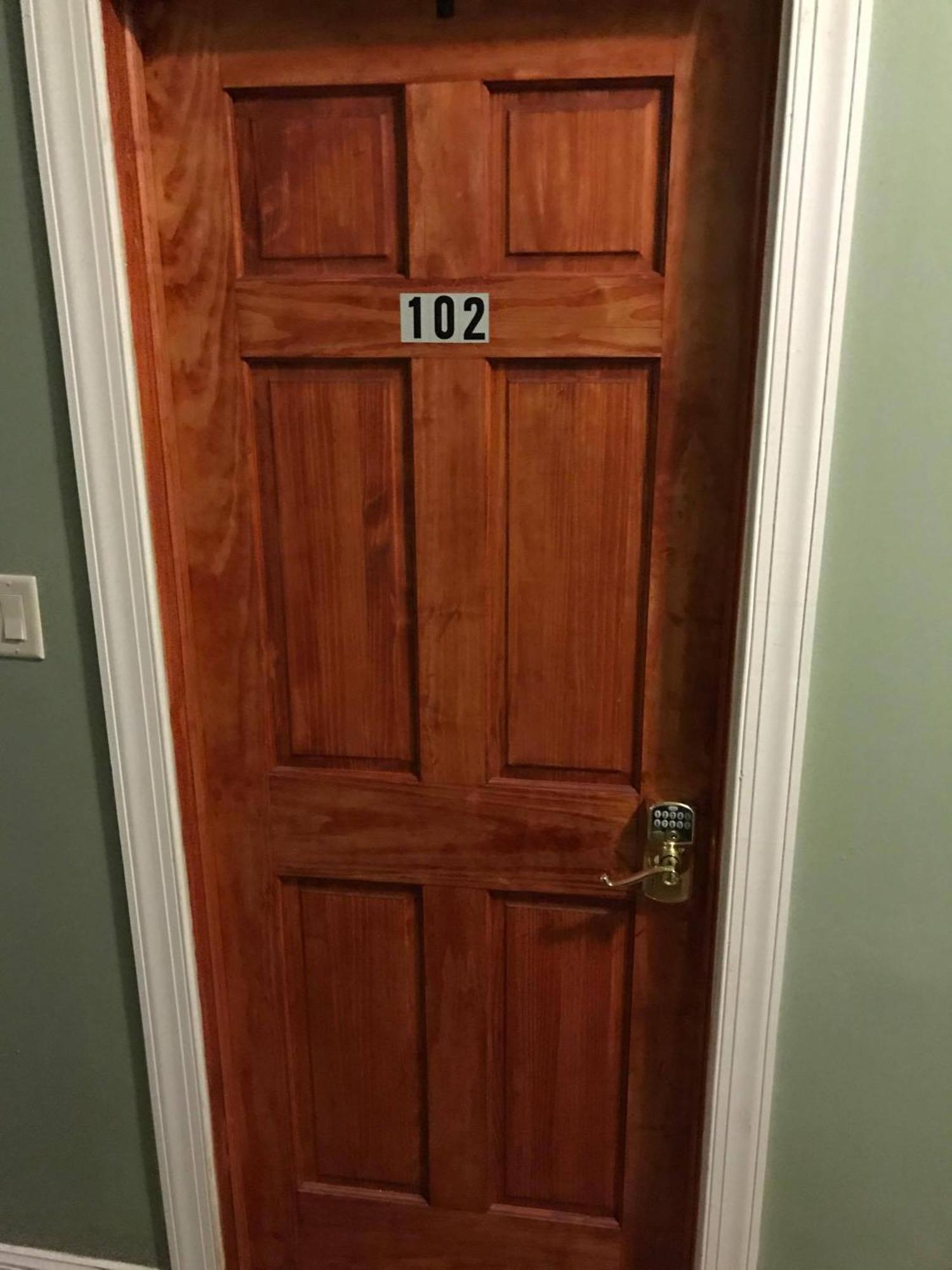 102 Private Room-double Twin Bed In Cohi Dc! Hostel Washington